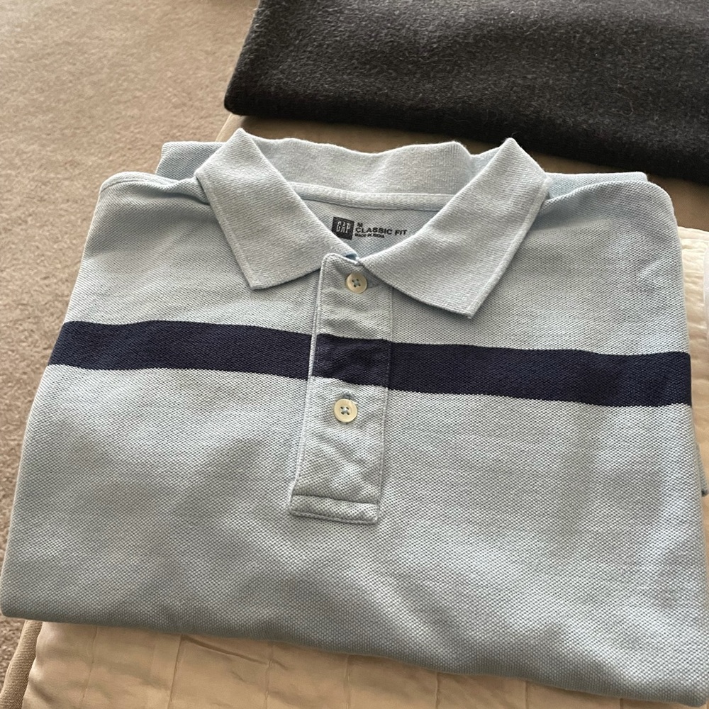 2 Polo classic fit short sleeve shirts